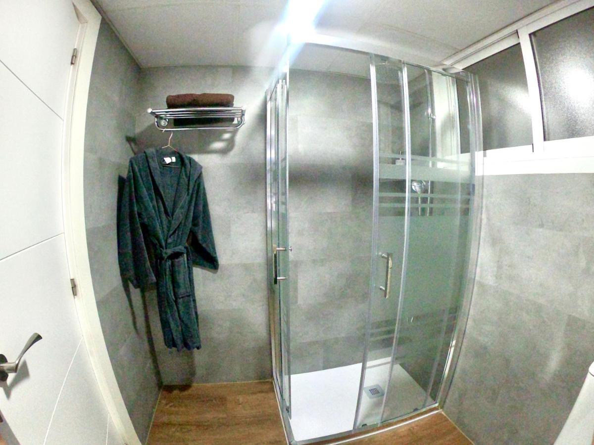 Deluxe Triana Center Apartment เซบีญา ภายนอก รูปภาพ